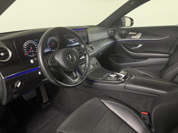 Mercedes-Benz E-Класс V (W213 S213 C238) с пробегом 2018 года, цена 2 850 000 рублей, 76870 км, кабриолет, Автокод Объявления