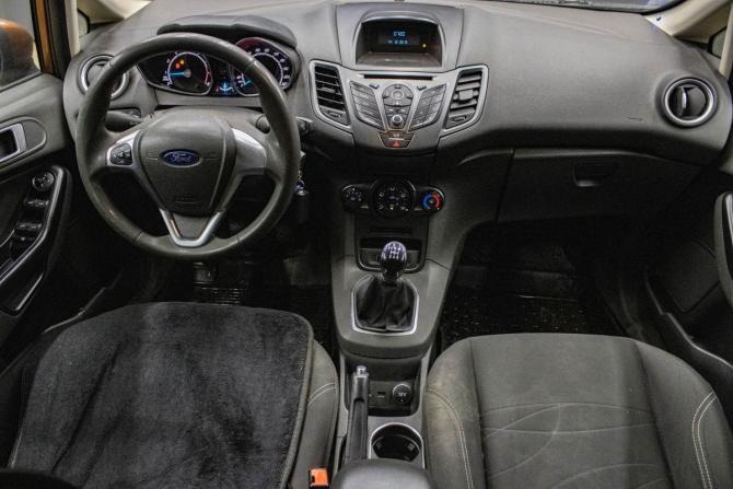 Ford Fiesta Mk6 Рестайлинг с пробегом 2015 года, цена 539 000 рублей, 161430 км, хэтчбек, Автокод Объявления