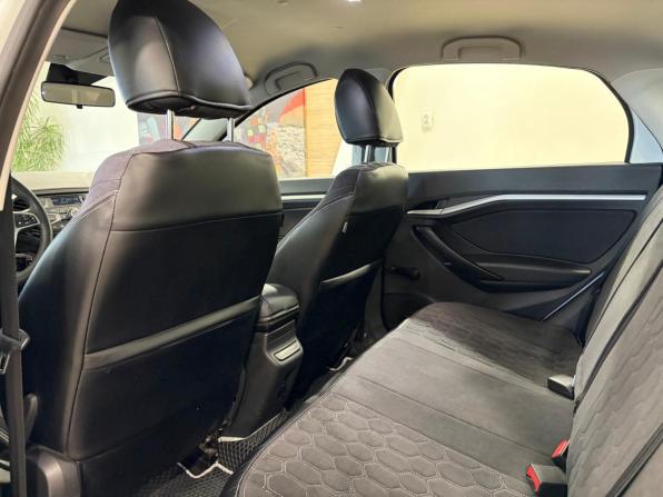 Lada (ВАЗ) Vesta I с пробегом 2019 года, цена 885 000 рублей, 147585 км, седан, Автокод Объявления