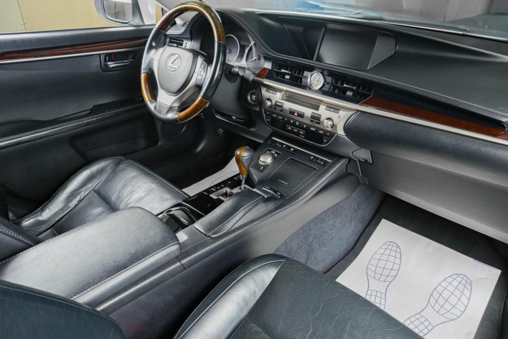 Lexus ES VI Тюмень  - изображение 11