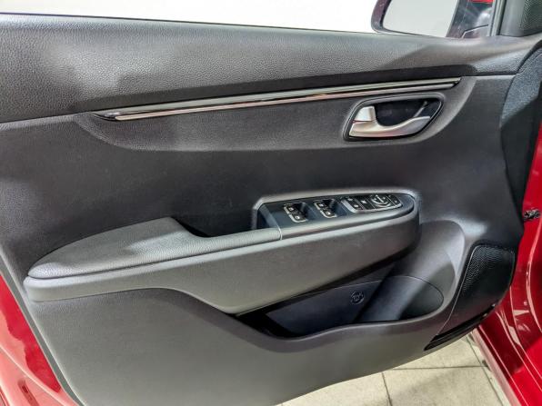Kia Rio IV с пробегом 2017 года, цена 1 455 000 рублей, 57110 км, седан, Автокод Объявления