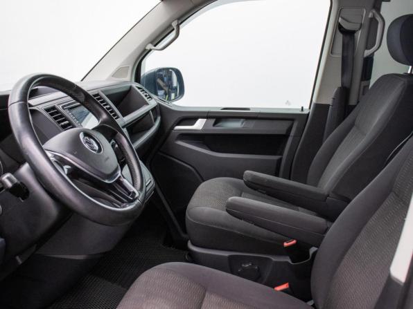 Volkswagen Caravelle T6 с пробегом 2016 года, цена 2 745 000 рублей, 191826 км, минивэн, Автокод Объявления