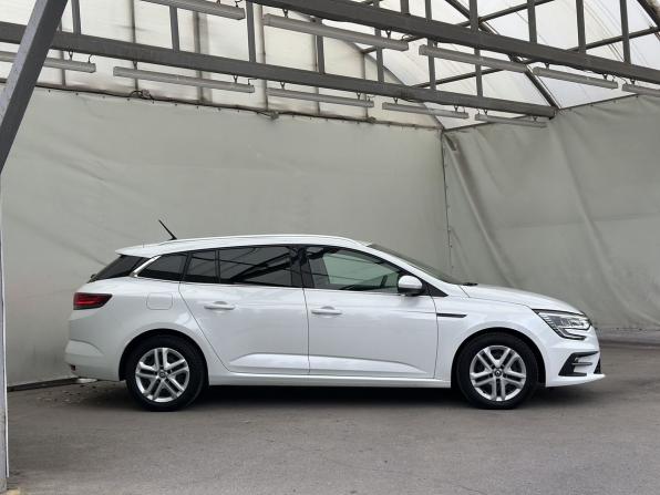 Renault Megane IV Рестайлинг с пробегом 2020 года, цена 1 650 000 рублей, 159545 км, универсал, Автокод Объявления