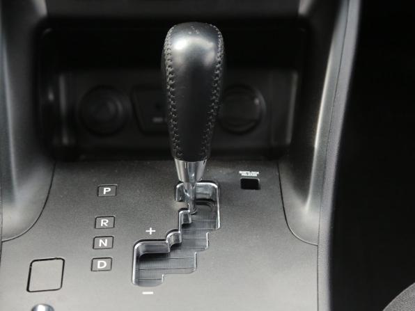 Hyundai ix35 I Рестайлинг с пробегом 2015 года, цена 955 000 рублей, 311900 км, внедорожник, Автокод Объявления