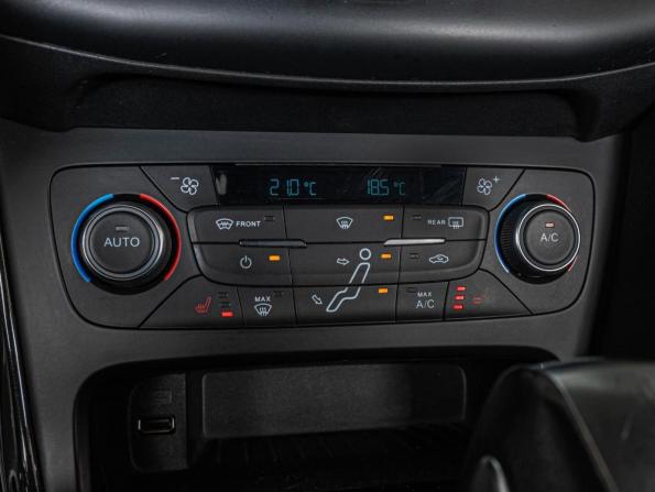 Ford Focus III Рестайлинг с пробегом 2016 года, цена 1 085 000 рублей, 206585 км, хэтчбек, Автокод Объявления