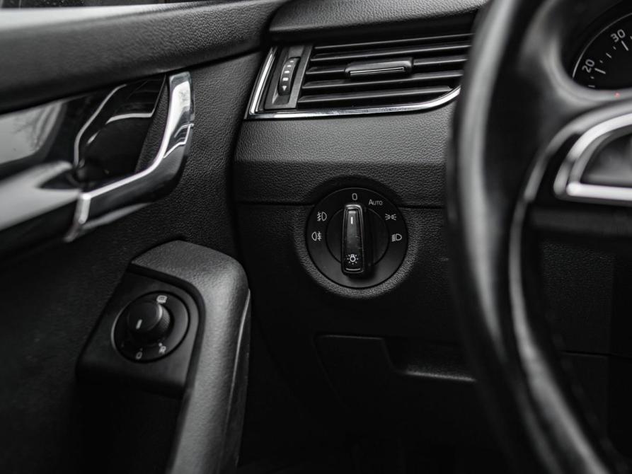 Skoda Octavia III (A7) Санкт-Петербург  - изображение 8