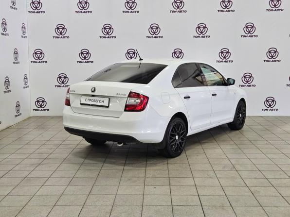 Skoda Rapid I с пробегом 2016 года, цена 822 000 рублей, 205575 км, лифтбек, Автокод Объявления