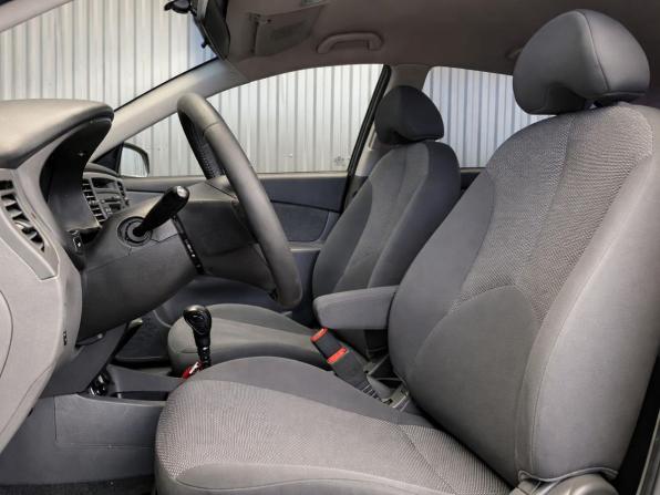 Kia Rio II Рестайлинг с пробегом 2011 года, цена 597 000 рублей, 215000 км, хэтчбек, Автокод Объявления