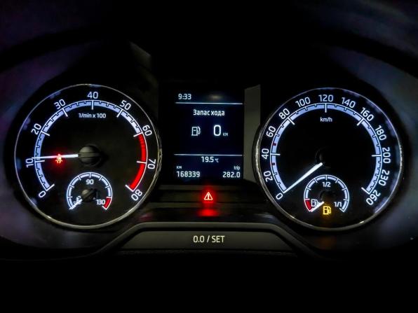 Skoda Octavia III (A7) Рестайлинг с пробегом 2019 года, цена 1 330 000 рублей, 168338 км, лифтбек, Автокод Объявления