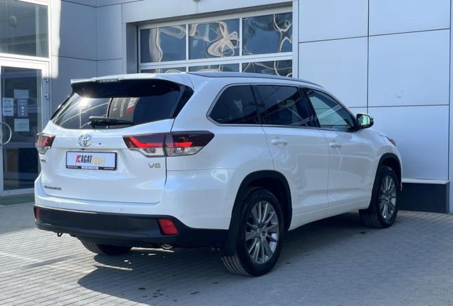Toyota Highlander III (XU50) с пробегом 2014 года, цена 3 160 000 рублей, 142739 км, внедорожник, Автокод Объявления