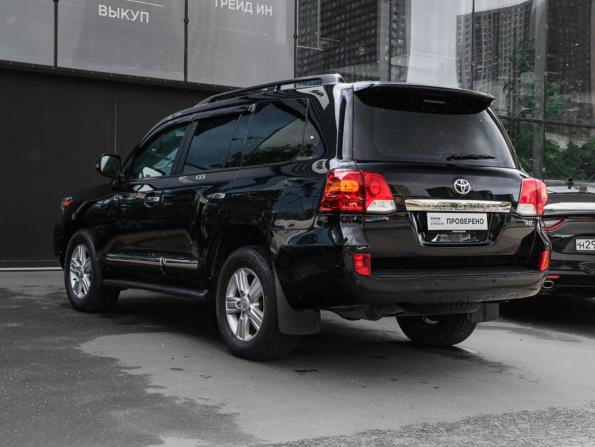 Toyota Land Cruiser 200 Series Рестайлинг 1 с пробегом 2012 года, цена 2 700 000 рублей, 332223 км, внедорожник, Автокод Объявления