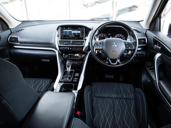 Mitsubishi Eclipse Cross I с пробегом 2018 года, цена 2 205 000 рублей, 101154 км, внедорожник, Автокод Объявления