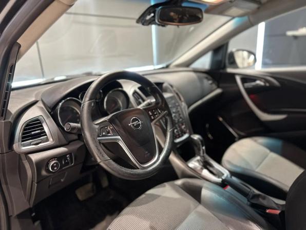 Opel Astra J с пробегом 2012 года, цена 750 000 рублей, 162000 км, универсал, Автокод Объявления