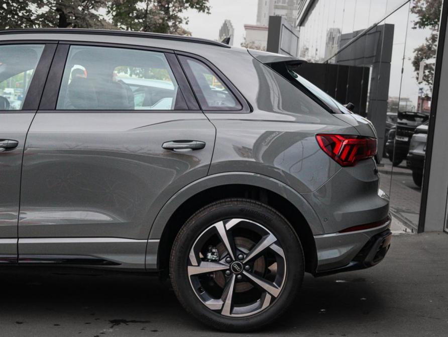 Audi Q3 II (F3) Москва  - изображение 11
