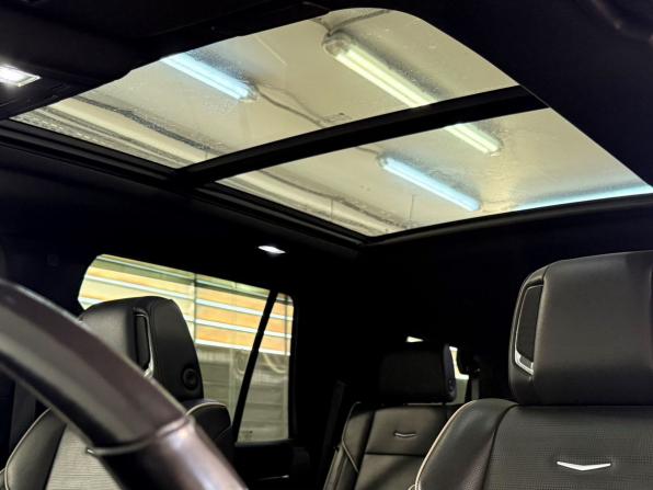 Cadillac Escalade V с пробегом 2021 года, цена 9 099 800 рублей, 99000 км, внедорожник, Автокод Объявления