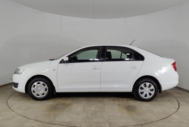 Skoda Rapid I с пробегом 2014 года, цена 715 000 рублей, 126600 км, лифтбек, Автокод Объявления