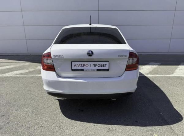 Skoda Rapid I с пробегом 2016 года, цена 670 000 рублей, 285000 км, седан, Автокод Объявления