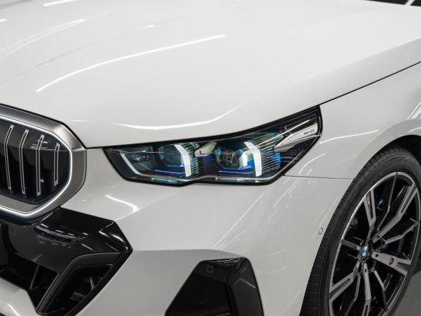 BMW 5 серии VIII (G60/G61/G68) с пробегом 2024 года, цена 7 400 000 рублей, 23532 км, седан, Автокод Объявления