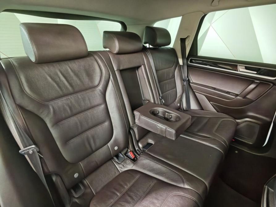 Volkswagen Touareg II Рестайлинг Москва  - изображение 17