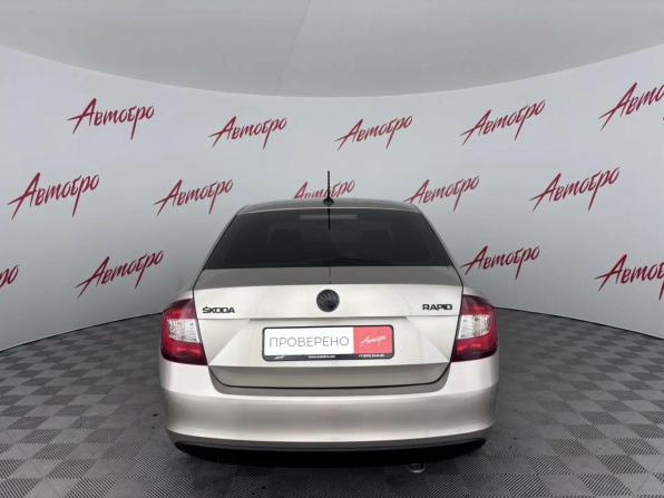 Skoda Rapid I Рестайлинг с пробегом 2018 года, цена 1 230 000 рублей, 170173 км, лифтбек, Автокод Объявления