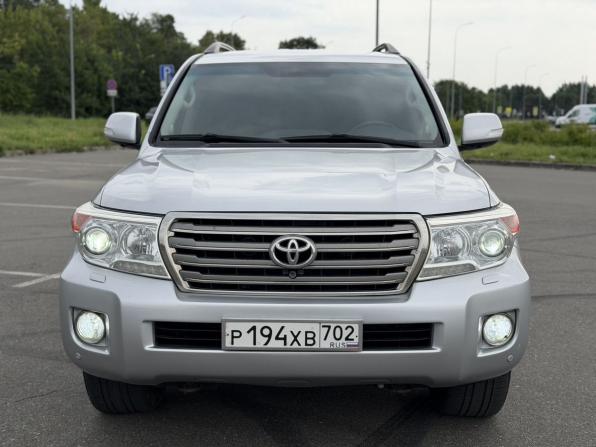 Toyota Land Cruiser 200 Series Рестайлинг 1 с пробегом 2012 года, цена 2 990 000 рублей, 318848 км, внедорожник, Автокод Объявления