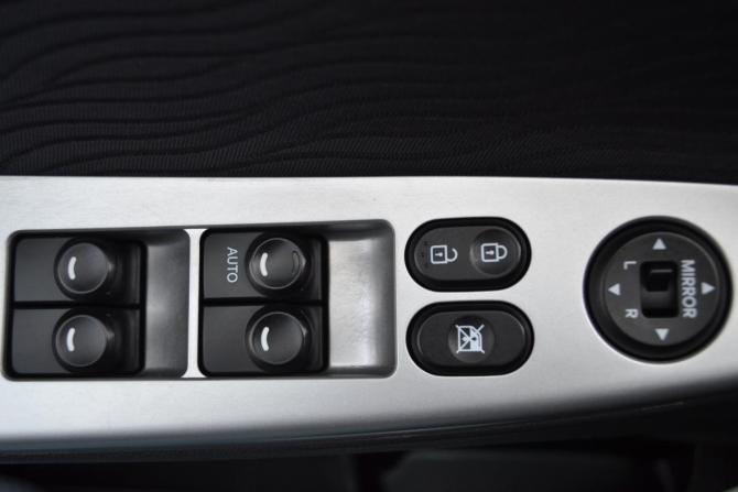 Hyundai Solaris I с пробегом 2014 года, цена 930 000 рублей, 75514 км, седан, Автокод Объявления