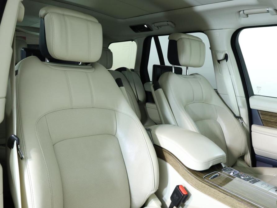 Land Rover Range Rover IV Рестайлинг Санкт-Петербург  - изображение 11