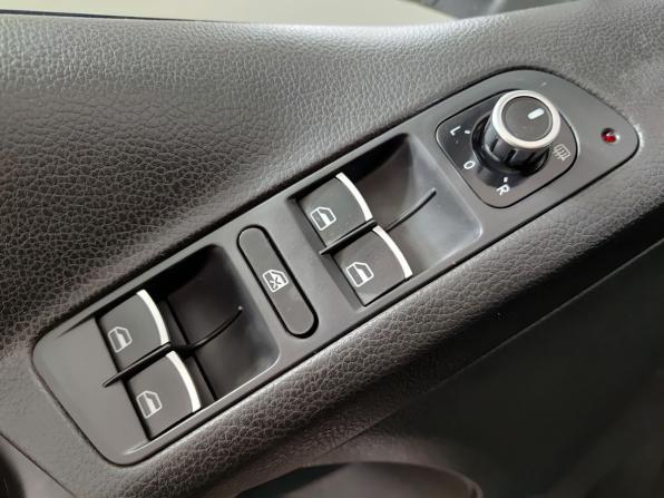 Volkswagen Tiguan I Рестайлинг с пробегом 2012 года, цена 1 175 000 рублей, 239615 км, внедорожник, Автокод Объявления