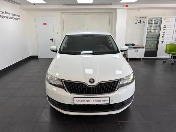 Skoda Rapid I Рестайлинг с пробегом 2019 года, цена 1 430 000 рублей, 64778 км, лифтбек, Автокод Объявления