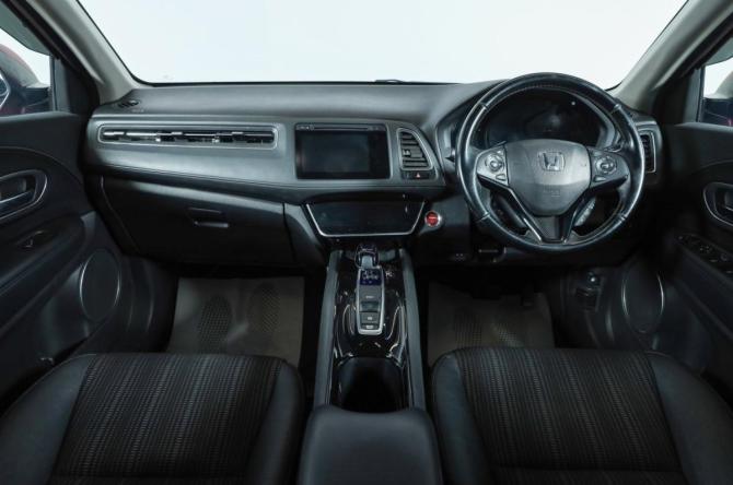 Honda Vezel I с пробегом 2017 года, цена 1 669 000 рублей, 113205 км, внедорожник, Автокод Объявления