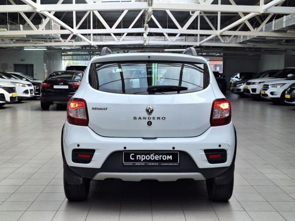 Renault Sandero II с пробегом 2018 года, цена 1 070 000 рублей, 94964 км, хэтчбек, Автокод Объявления