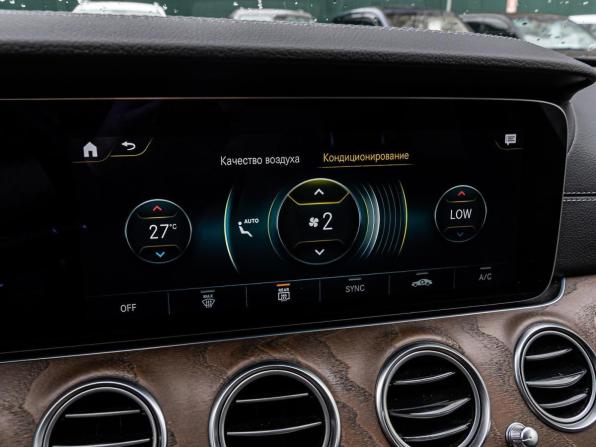 Mercedes-Benz E-Класс V (W213 S213 C238) Рестайлинг с пробегом 2021 года, цена 5 290 000 рублей, 16079 км, седан, Автокод Объявления