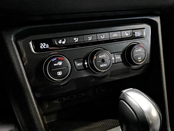 Volkswagen Tiguan II с пробегом 2020 года, цена 2 575 000 рублей, 64750 км, внедорожник, Автокод Объявления
