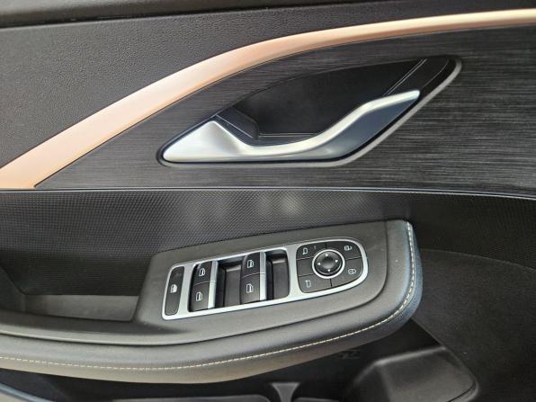 Omoda C5 I с пробегом 2023 года, цена 1 745 000 рублей, 33775 км, внедорожник, Автокод Объявления