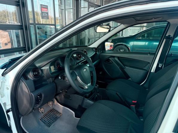 Lada (ВАЗ) Granta I с пробегом 2018 года, цена 659 000 рублей, 111223 км, седан, Автокод Объявления