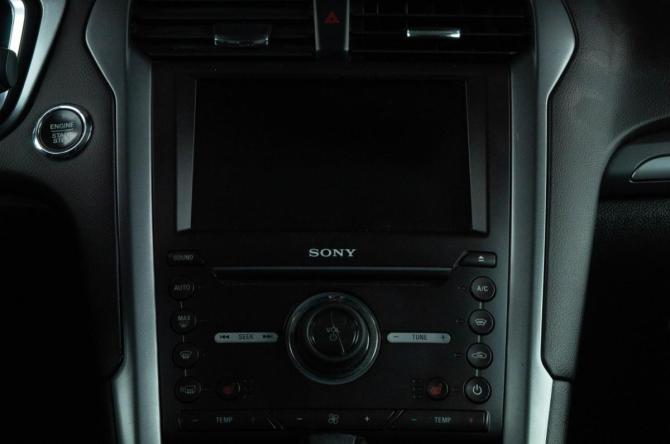 Ford Mondeo V с пробегом 2015 года, цена 1 829 000 рублей, 144950 км, седан, Автокод Объявления