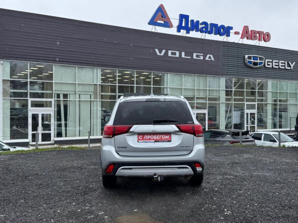 Mitsubishi Outlander III Рестайлинг 3 с пробегом 2019 года, цена 1 978 000 рублей, 148030 км, внедорожник, Автокод Объявления