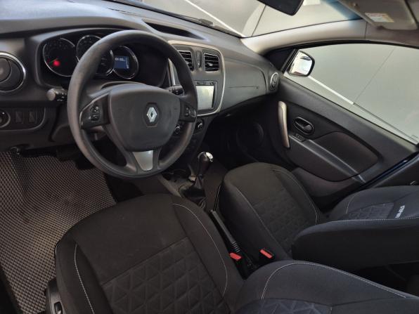 Renault Sandero II с пробегом 2018 года, цена 1 099 000 рублей, 109000 км, хэтчбек, Автокод Объявления
