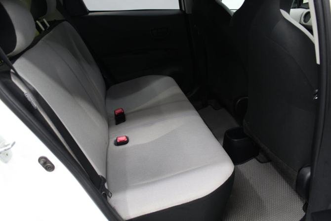 Toyota Vitz III (XP130) с пробегом 2011 года, цена 649 000 рублей, 210205 км, хэтчбек, Автокод Объявления