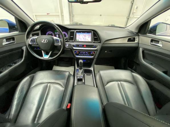 Hyundai Sonata VII (LF) Рестайлинг с пробегом 2018 года, цена 1 599 000 рублей, 191494 км, седан, Автокод Объявления