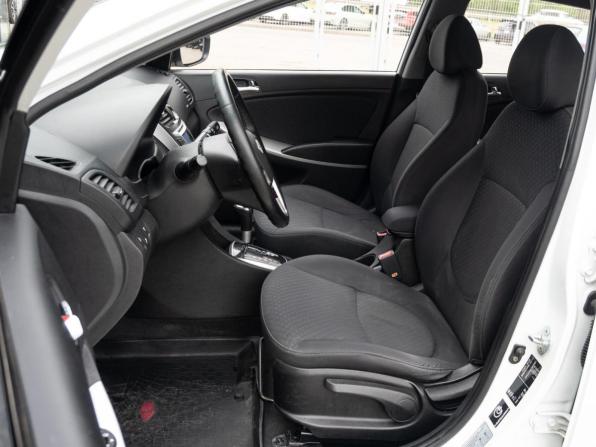 Hyundai Solaris I с пробегом 2012 года, цена 820 000 рублей, 226072 км, хэтчбек, Автокод Объявления