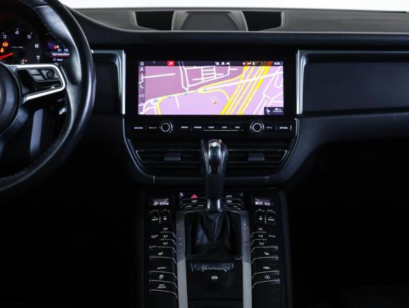 Porsche Macan I Рестайлинг с пробегом 2020 года, цена 4 158 000 рублей, 122400 км, внедорожник, Автокод Объявления