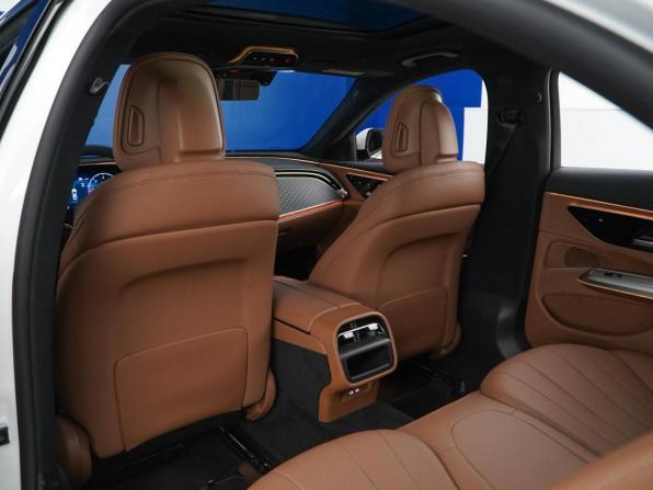 Mercedes-Benz E-Класс V (W213 S213 C238) Рестайлинг с пробегом 2024 года, цена 6 615 000 рублей, 14652 км, седан, Автокод Объявления