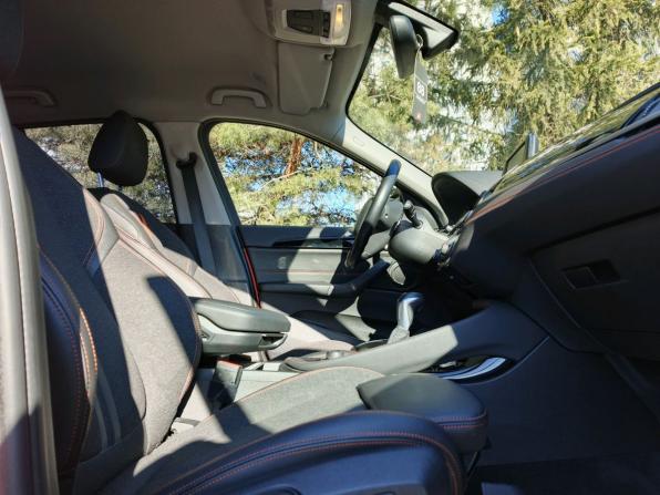 BMW X1 II (F48) Рестайлинг с пробегом 2019 года, цена 2 090 000 рублей, 191008 км, внедорожник, Автокод Объявления