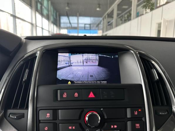 Opel Astra J Рестайлинг с пробегом 2014 года, цена 970 000 рублей, 129427 км, хэтчбек, Автокод Объявления