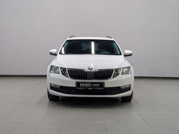 Skoda Octavia III (A7) Рестайлинг с пробегом 2017 года, цена 1 415 000 рублей, 206189 км, универсал, Автокод Объявления