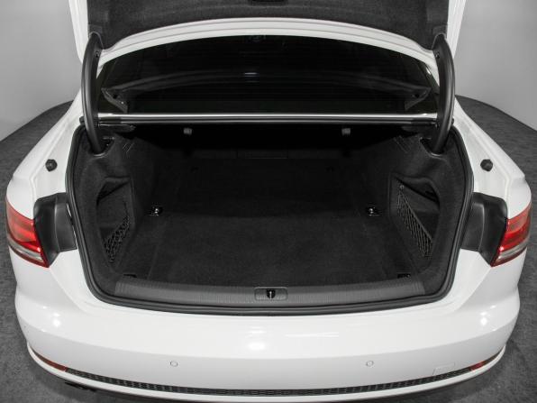 Audi A4 V (B9) с пробегом 2016 года, цена 1 750 000 рублей, 84181 км, седан, Автокод Объявления