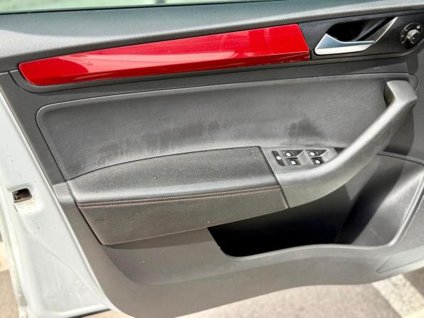 Volkswagen Polo VI с пробегом 2020 года, цена 1 095 000 рублей, 285880 км, лифтбек, Автокод Объявления