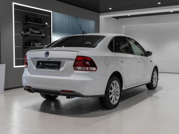 Volkswagen Polo V Рестайлинг с пробегом 2018 года, цена 1 540 000 рублей, 73854 км, седан, Автокод Объявления