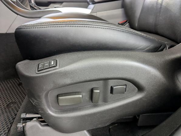 Cadillac SRX II с пробегом 2011 года, цена 1 300 000 рублей, 186475 км, внедорожник, Автокод Объявления